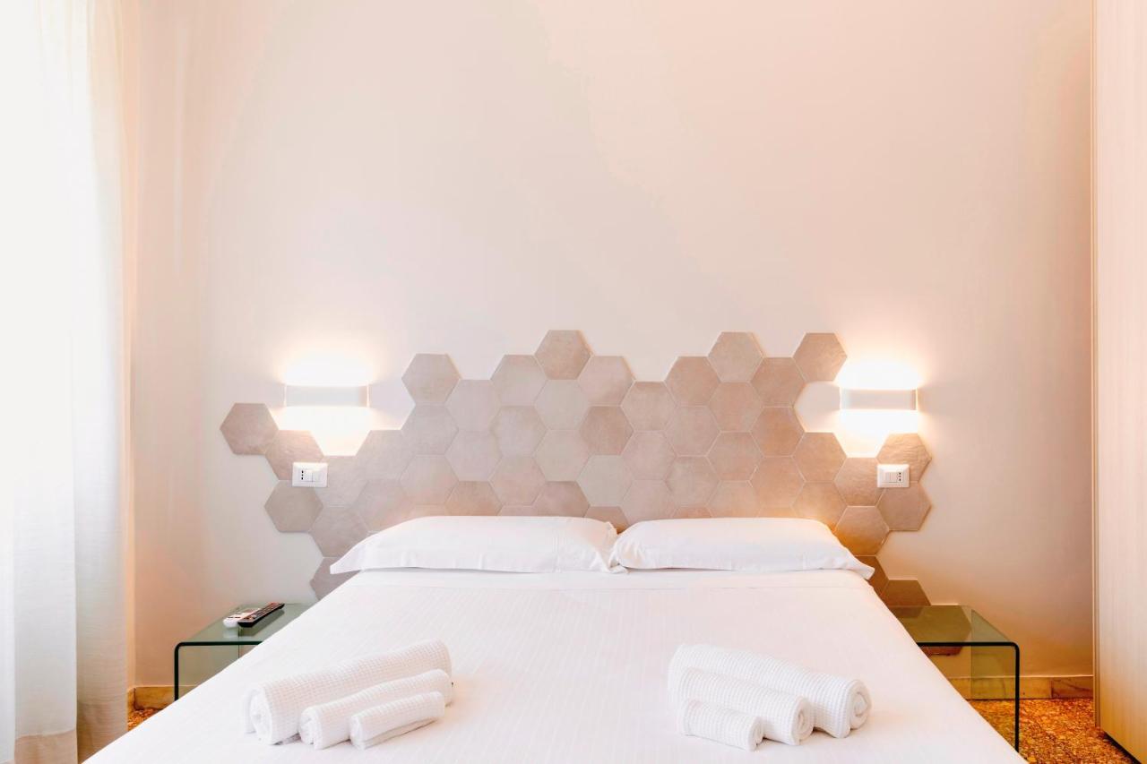 Roma Talenti Fucini B&B ภายนอก รูปภาพ